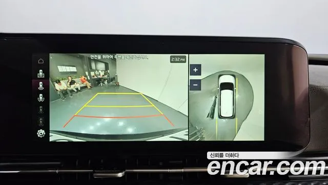 Kia Carnival 2021 thumb 11