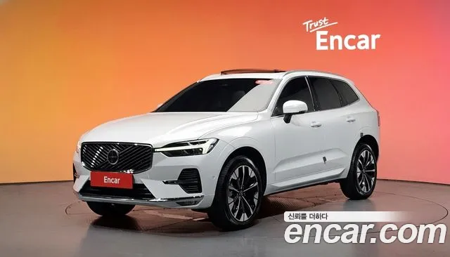 Volvo XC60 2025 thumb 5