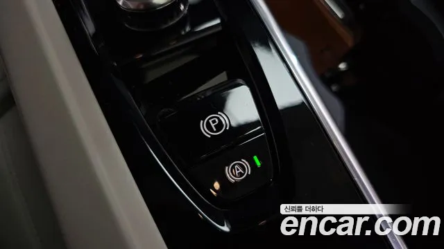 Volvo XC60 2025 thumb 12