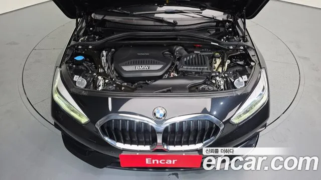 BMW 1 серии 2021 thumb 10