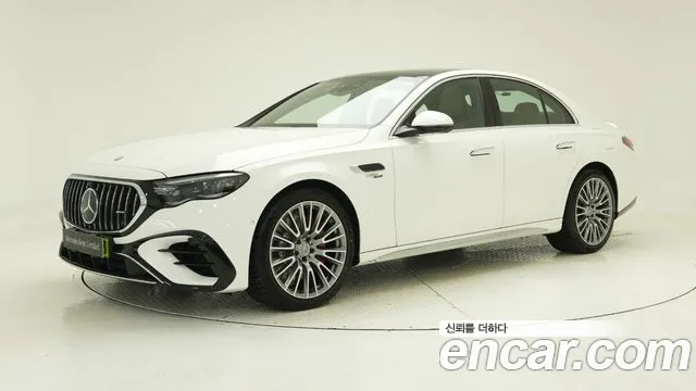 Mercedes-Benz E-Class 2025 thumb 5