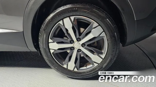 Peugeot 3008 2019 thumb 10