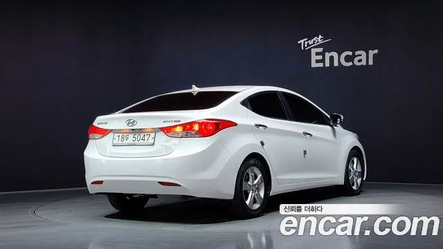 Hyundai Avante 2010 thumb 11