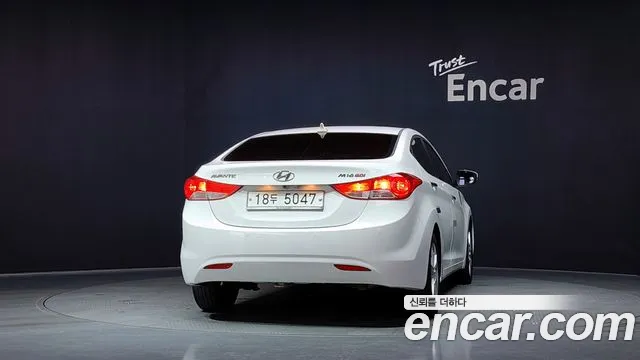 Hyundai Avante 2010 thumb 12