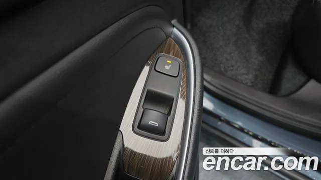 Chevrolet Malibu 2019 thumb 3