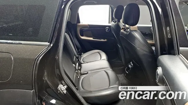 Mini Countryman 2018 thumb 9