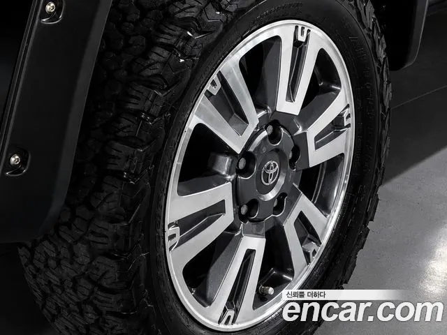 Toyota Tundra 2021 thumb 11
