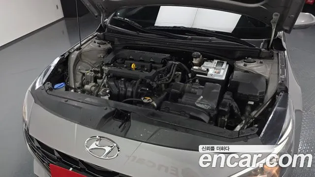 Hyundai Elantra 2020 thumb 7