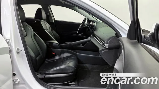 Hyundai Elantra 2021 thumb 7