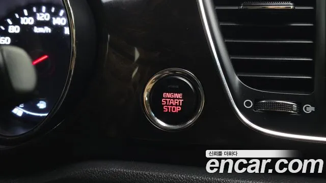 Kia Carnival 2018 thumb 9