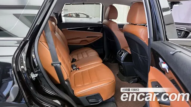 Kia Sorento 2017 thumb 8