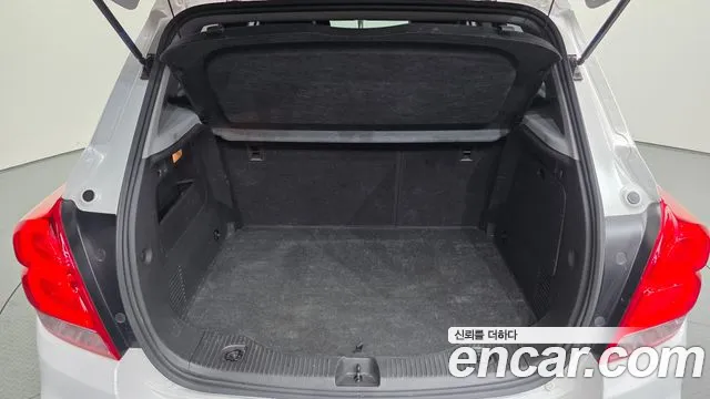 Chevrolet Trax 2020 thumb 2