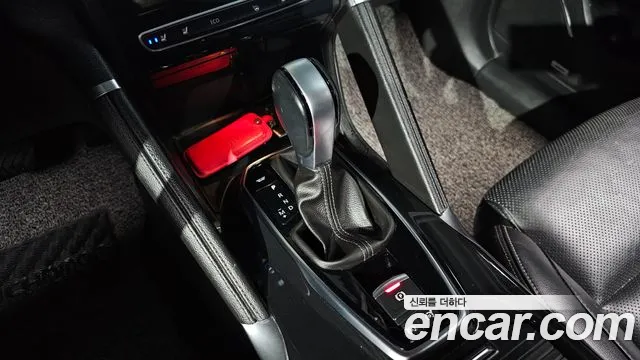 Renault QM6 2019 thumb 10