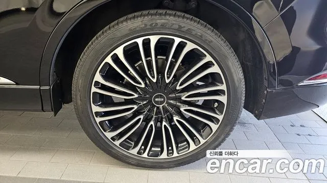 Lincoln Aviator 2020 thumb 2