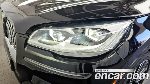 Lincoln Aviator 2020 thumb 4