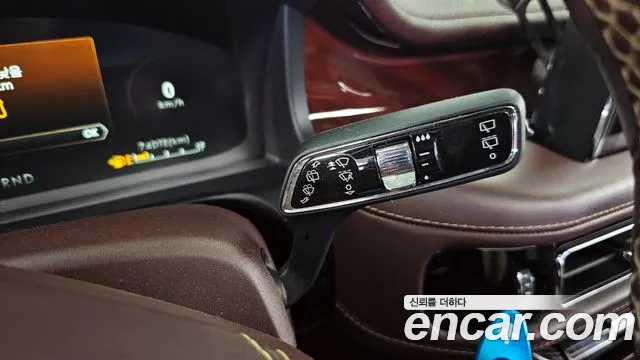 Lincoln Aviator 2020 thumb 3