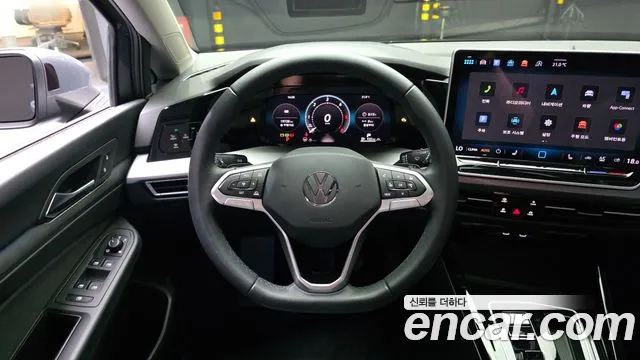 Volkswagen Golf Sportsvan 2025 thumb 6
