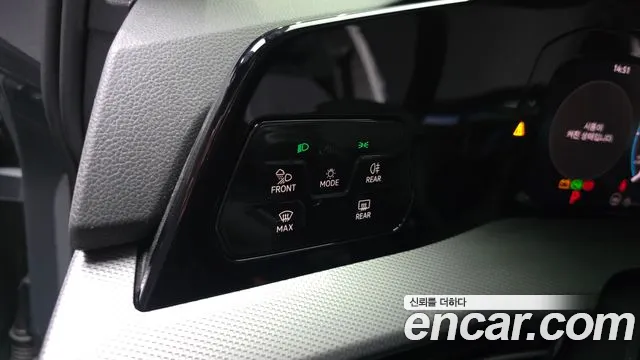 Volkswagen Golf Sportsvan 2025 thumb 10