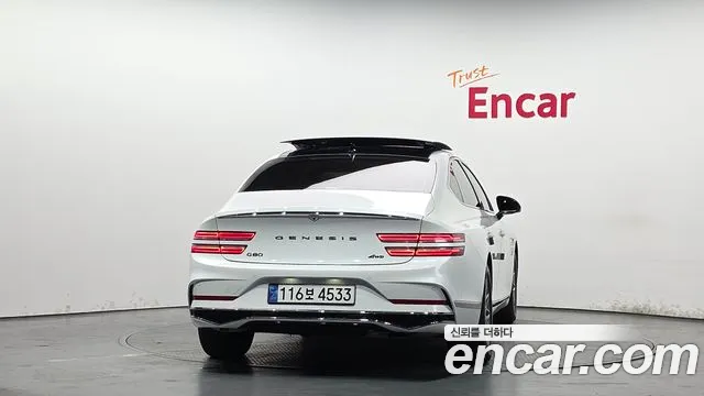 Genesis G80 2024 thumb 11