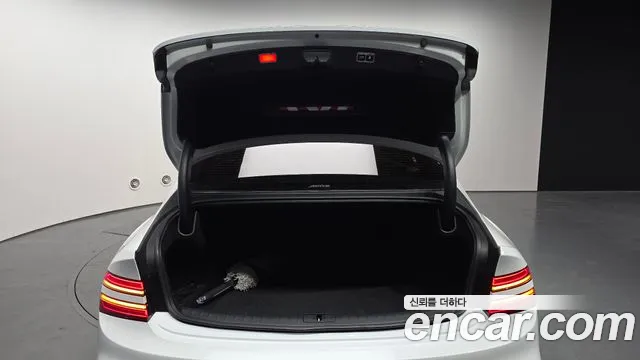 Genesis G80 2024 thumb 7