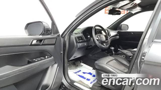 KGM Rexton 2021 thumb 4