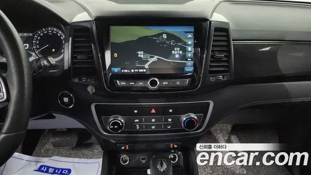 KGM Rexton 2021 thumb 11