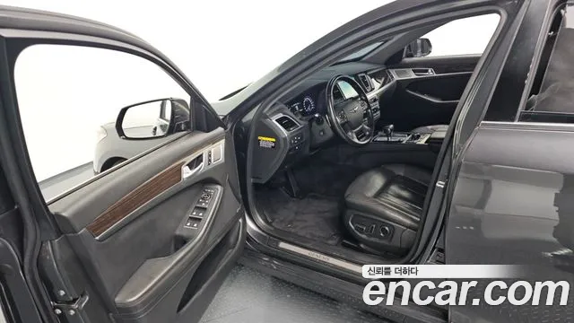 Genesis G80 2017 thumb 11