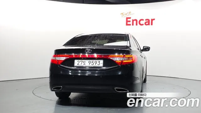 Hyundai Grandeur 2014 thumb 4