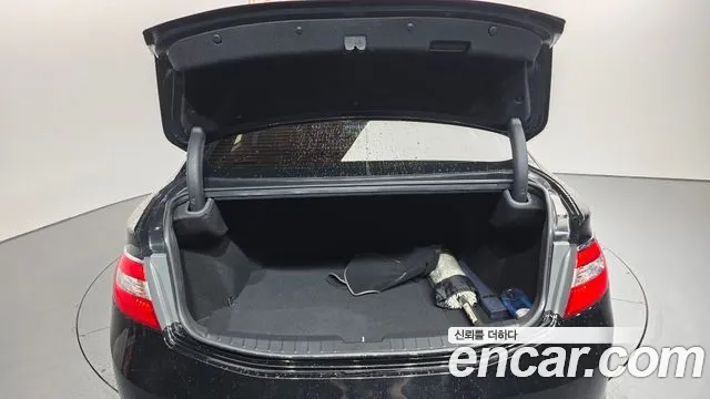 Hyundai Grandeur 2014 thumb 2