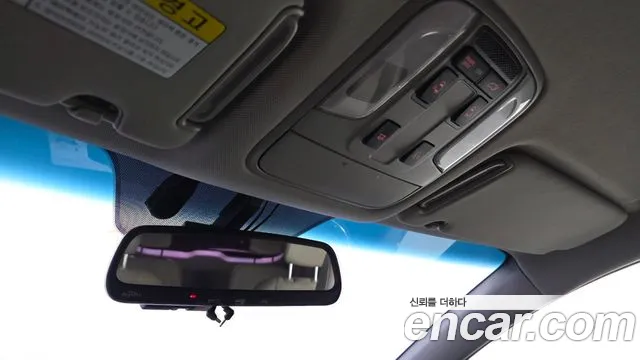 Kia Carnival 2015 thumb 2