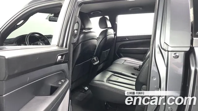 KGM Rexton 2021 thumb 2