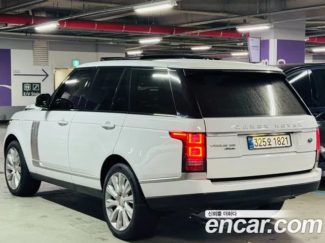 Land Rover Range Rover 2015 thumb 3
