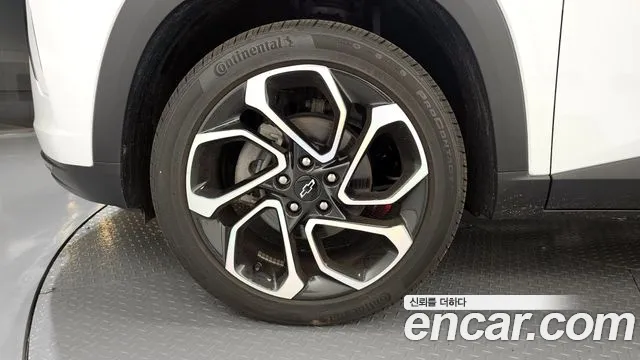 Chevrolet Tracker 2024 thumb 3