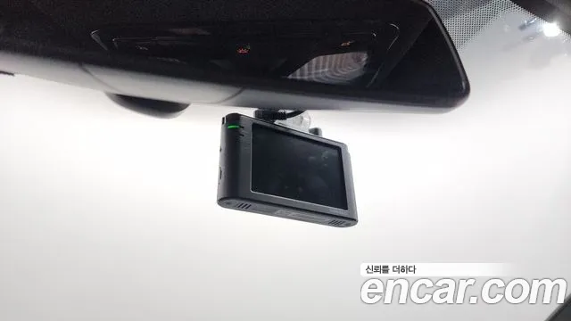 BMW 5 серии 2019 thumb 3