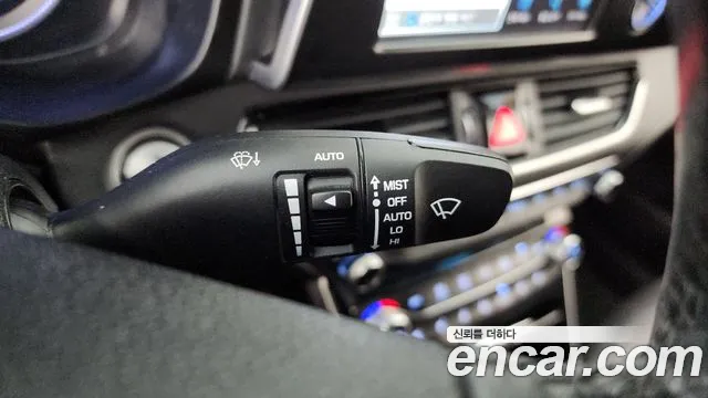 Hyundai Grandeur 2017 thumb 9