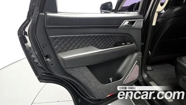 KGM Rexton 2022 thumb 2