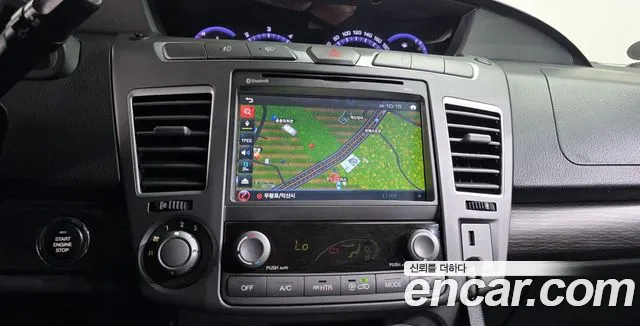 KGM Korando 2017 thumb 2