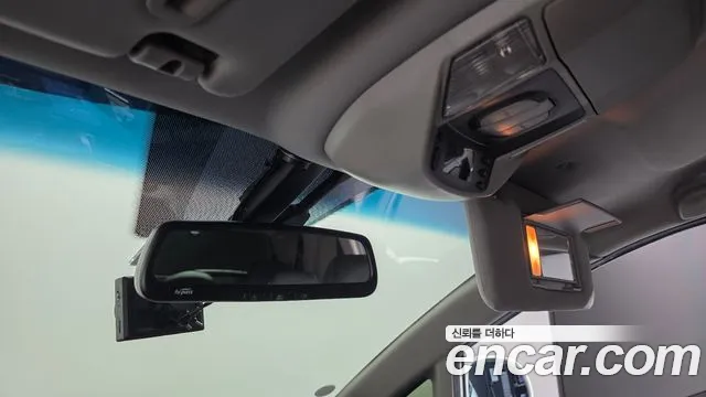 KGM Korando 2017 thumb 7