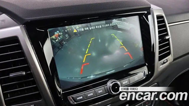 KGM Rexton 2018 thumb 9