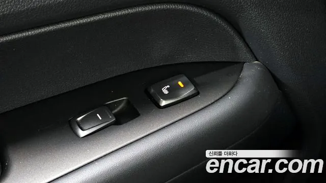 KGM Rexton 2018 thumb 7