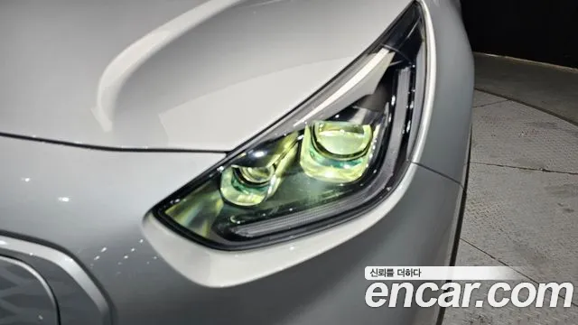 Kia Niro Plus 2022 thumb 10