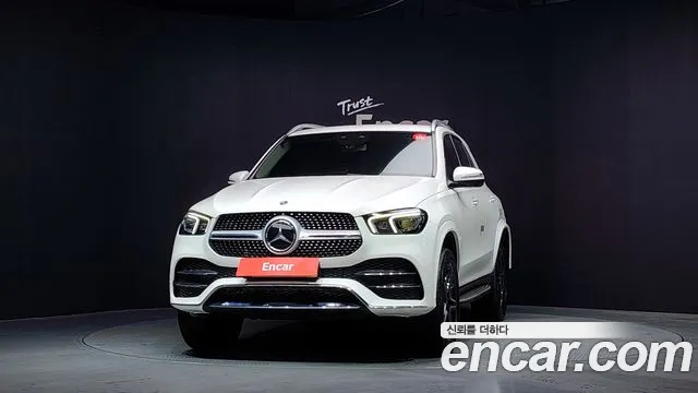 Mercedes-Benz E-Класс 2019 thumb 10