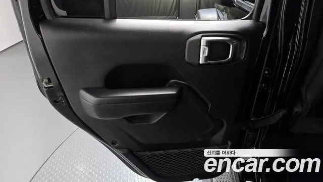 Jeep Wrangler 2018 thumb 6