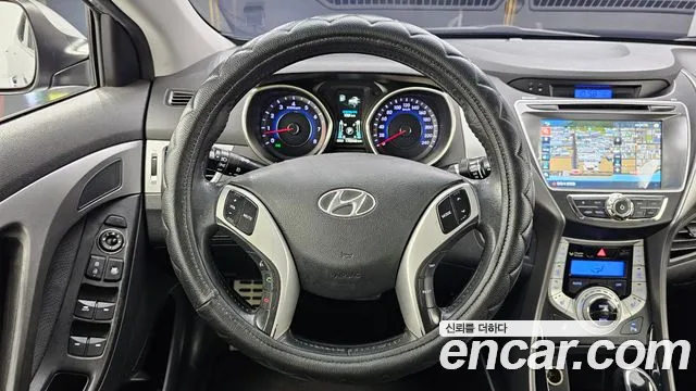 Hyundai Avante 2011 thumb 5