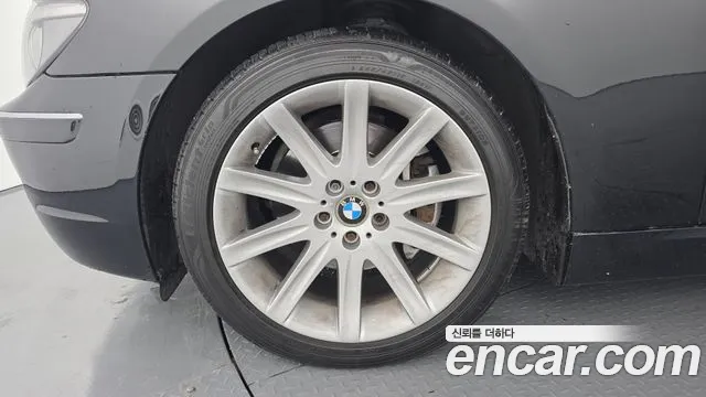 BMW 7 серии 2006 thumb 10