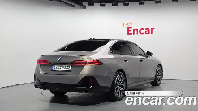 BMW 5 серии 2025 thumb 4
