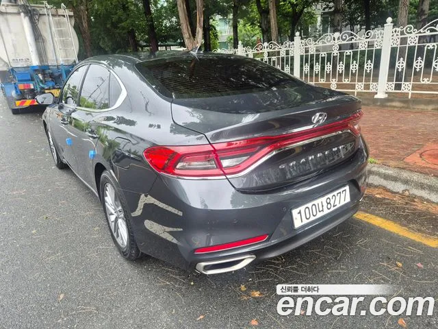 Hyundai Grandeur 2017 thumb 11