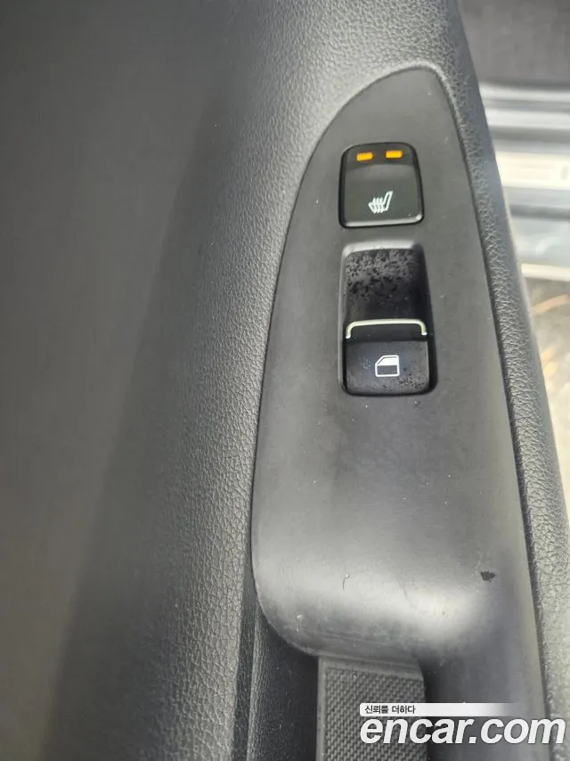 Hyundai Grandeur 2017 thumb 2