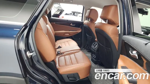 Kia Sorento 2019 thumb 10
