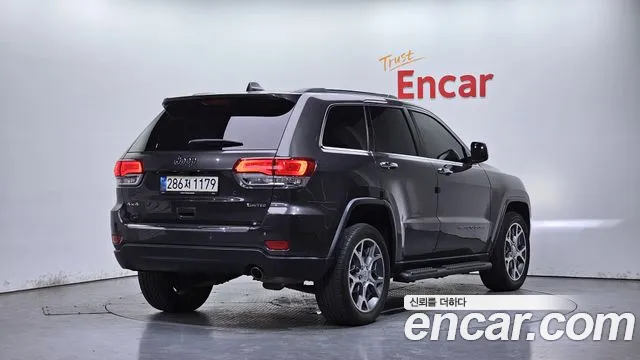 Jeep Grand Cherokee 2021 thumb 9